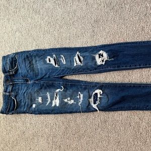 the cutest America Eagle jeans!